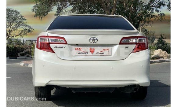 Buy Import Toyota Camry White Car in Import - Dubai in Enga Buy Import Toyota Camry White Car in Import - Dubai in Enga