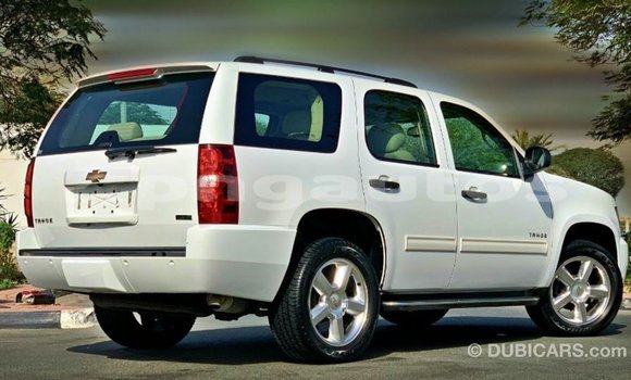 Buy Import Chevrolet Tahoe White Car in Import - Dubai in Enga Buy Import Chevrolet Tahoe White Car in Import - Dubai in Enga