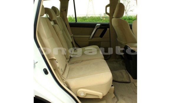 Buy Import Toyota Prado White Car in Import - Dubai in Enga Buy Import Toyota Prado White Car in Import - Dubai in Enga