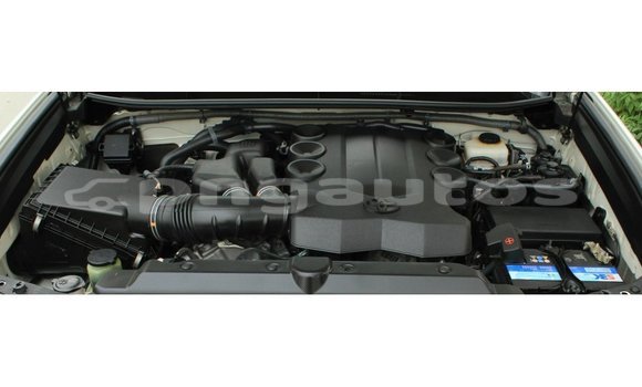 Buy Import Toyota Prado White Car in Import - Dubai in Enga Buy Import Toyota Prado White Car in Import - Dubai in Enga