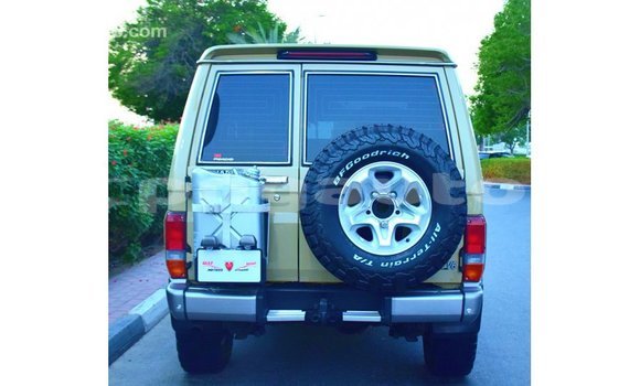 Buy Import Toyota Land Cruiser Beige Car in Import - Dubai in Enga Buy Import Toyota Land Cruiser Beige Car in Import - Dubai in Enga