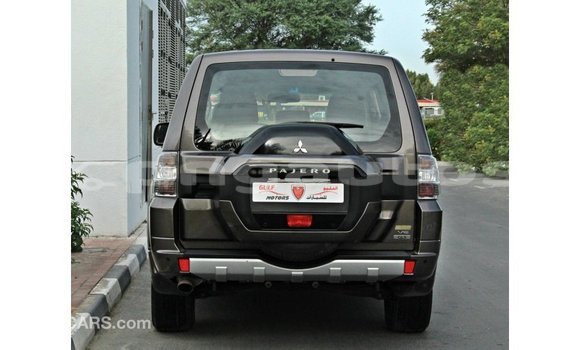 Buy Import Mitsubishi Pajero Brown Car in Import - Dubai in Enga Buy Import Mitsubishi Pajero Brown Car in Import - Dubai in Enga