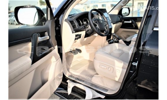 Buy Import Toyota Land Cruiser Black Car in Import - Dubai in Enga Buy Import Toyota Land Cruiser Black Car in Import - Dubai in Enga