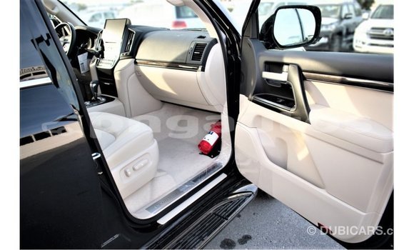 Buy Import Toyota Land Cruiser Black Car in Import - Dubai in Enga Buy Import Toyota Land Cruiser Black Car in Import - Dubai in Enga