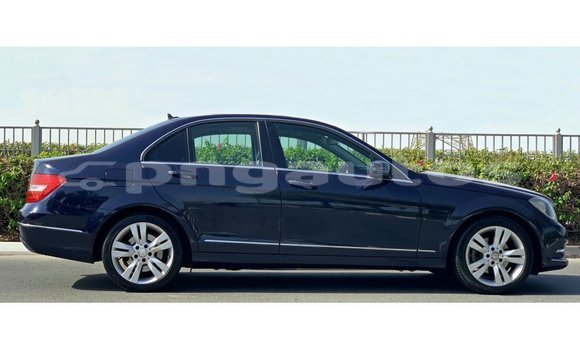 Buy Import Mercedes-Benz 200 Blue Car in Import - Dubai in Enga Buy Import Mercedes-Benz 200 Blue Car in Import - Dubai in Enga