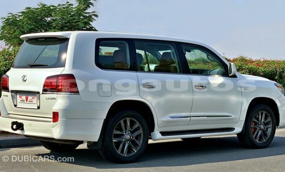 Buy Import Lexus LX White Car in Import - Dubai in Enga Buy Import Lexus LX White Car in Import - Dubai in Enga