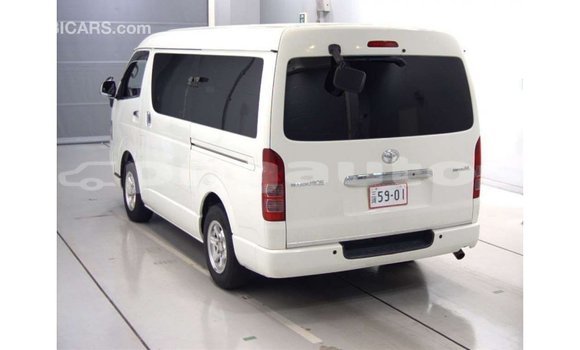 Buy Import Toyota Regius White Car in Import - Dubai in Enga Buy Import Toyota Regius White Car in Import - Dubai in Enga