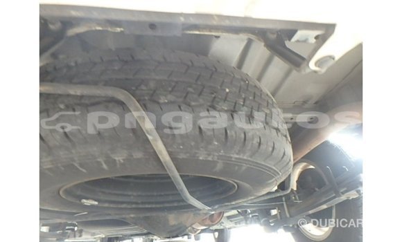 Buy Import Toyota Regius White Car in Import - Dubai in Enga Buy Import Toyota Regius White Car in Import - Dubai in Enga