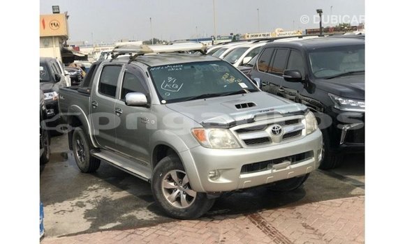Buy Import Toyota Hilux Other Car in Import - Dubai in Enga Buy Import Toyota Hilux Other Car in Import - Dubai in Enga