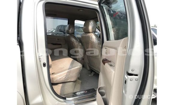 Buy Import Toyota Hilux Other Car in Import - Dubai in Enga Buy Import Toyota Hilux Other Car in Import - Dubai in Enga