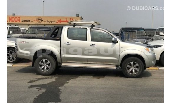 Buy Import Toyota Hilux Other Car in Import - Dubai in Enga Buy Import Toyota Hilux Other Car in Import - Dubai in Enga
