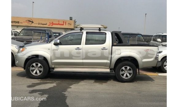 Buy Import Toyota Hilux Other Car in Import - Dubai in Enga Buy Import Toyota Hilux Other Car in Import - Dubai in Enga