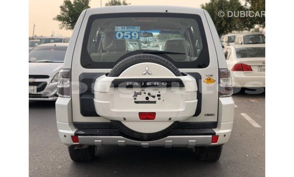 Buy Import Mitsubishi Pajero White Car in Import - Dubai in Enga Buy Import Mitsubishi Pajero White Car in Import - Dubai in Enga