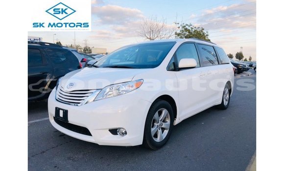 Buy Import Toyota Sienna White Car in Import - Dubai in Enga Buy Import Toyota Sienna White Car in Import - Dubai in Enga