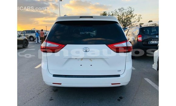 Buy Import Toyota Sienna White Car in Import - Dubai in Enga Buy Import Toyota Sienna White Car in Import - Dubai in Enga