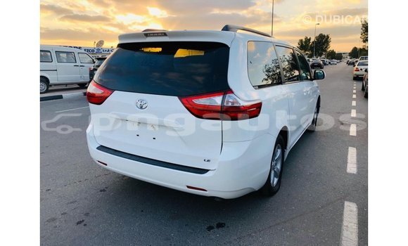 Buy Import Toyota Sienna White Car in Import - Dubai in Enga Buy Import Toyota Sienna White Car in Import - Dubai in Enga