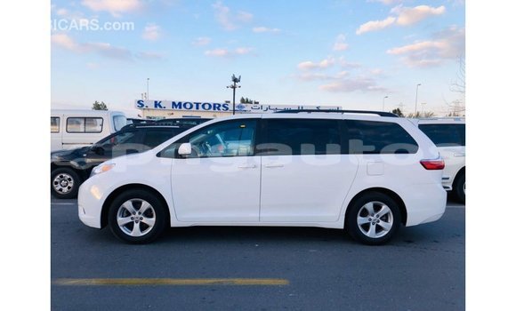 Buy Import Toyota Sienna White Car in Import - Dubai in Enga Buy Import Toyota Sienna White Car in Import - Dubai in Enga