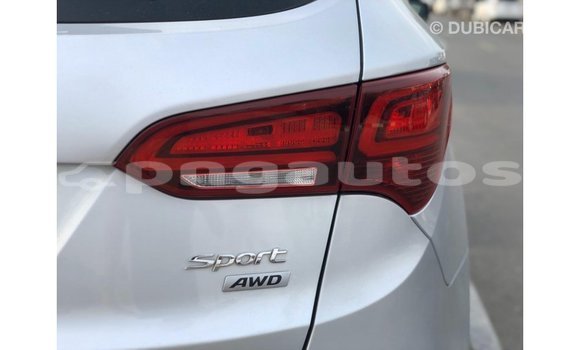 Buy Import Hyundai Santa Fe Other Car in Import - Dubai in Enga Buy Import Hyundai Santa Fe Other Car in Import - Dubai in Enga