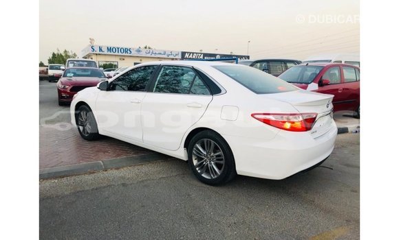 Buy Import Toyota Camry White Car in Import - Dubai in Enga Buy Import Toyota Camry White Car in Import - Dubai in Enga