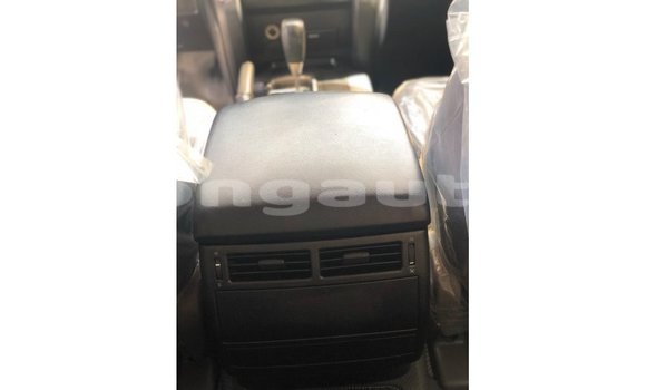 Buy Import Toyota Land Cruiser White Car in Import - Dubai in Enga Buy Import Toyota Land Cruiser White Car in Import - Dubai in Enga