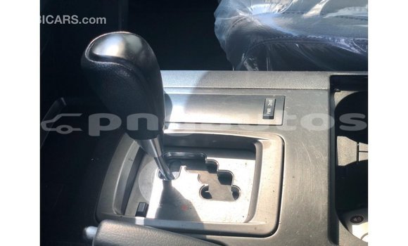 Buy Import Toyota Land Cruiser White Car in Import - Dubai in Enga Buy Import Toyota Land Cruiser White Car in Import - Dubai in Enga