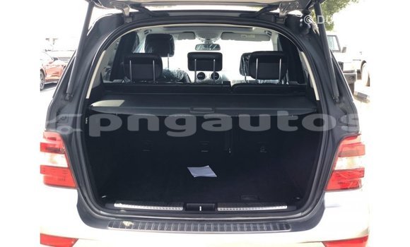 Buy Import Mercedes-Benz 190 Other Car in Import - Dubai in Enga Buy Import Mercedes-Benz 190 Other Car in Import - Dubai in Enga