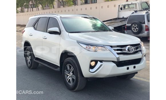 Buy Import Toyota Fortuner White Car in Import - Dubai in Enga Buy Import Toyota Fortuner White Car in Import - Dubai in Enga