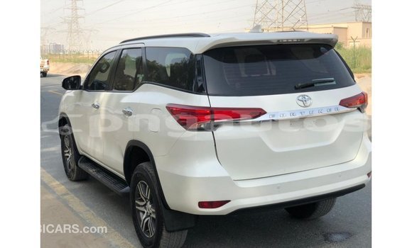 Buy Import Toyota Fortuner White Car in Import - Dubai in Enga Buy Import Toyota Fortuner White Car in Import - Dubai in Enga