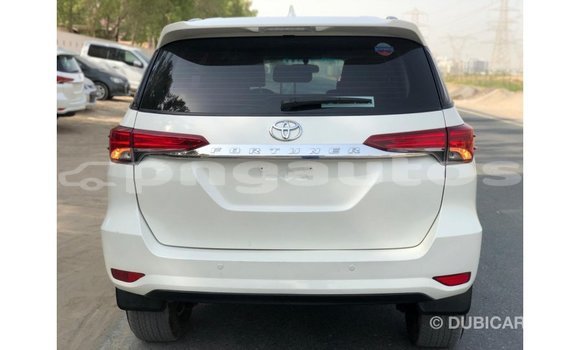Buy Import Toyota Fortuner White Car in Import - Dubai in Enga Buy Import Toyota Fortuner White Car in Import - Dubai in Enga