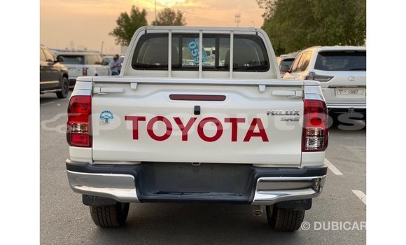 Buy Import Toyota Hilux White Car in Import - Dubai in Enga Buy Import Toyota Hilux White Car in Import - Dubai in Enga