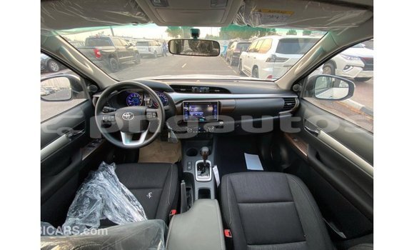 Buy Import Toyota Hilux White Car in Import - Dubai in Enga Buy Import Toyota Hilux White Car in Import - Dubai in Enga