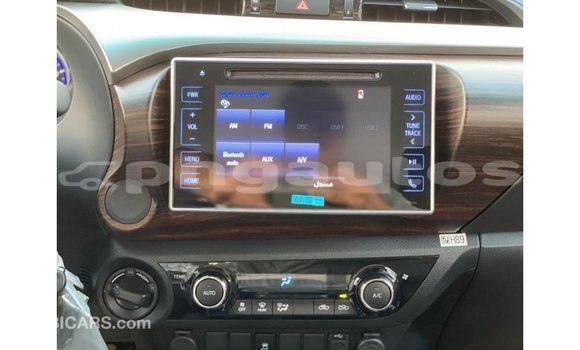 Buy Import Toyota Hilux White Car in Import - Dubai in Enga Buy Import Toyota Hilux White Car in Import - Dubai in Enga