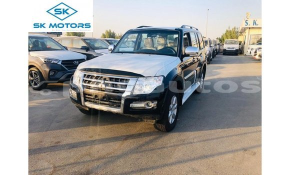 Buy Import Mitsubishi Pajero Black Car in Import - Dubai in Enga Buy Import Mitsubishi Pajero Black Car in Import - Dubai in Enga