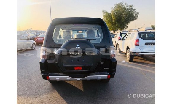 Buy Import Mitsubishi Pajero Black Car in Import - Dubai in Enga Buy Import Mitsubishi Pajero Black Car in Import - Dubai in Enga