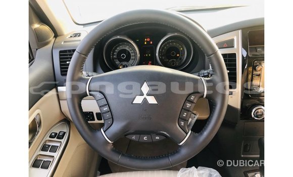 Buy Import Mitsubishi Pajero Black Car in Import - Dubai in Enga Buy Import Mitsubishi Pajero Black Car in Import - Dubai in Enga