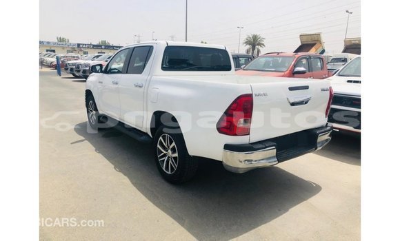 Buy Import Toyota Hilux White Car in Import - Dubai in Enga Buy Import Toyota Hilux White Car in Import - Dubai in Enga