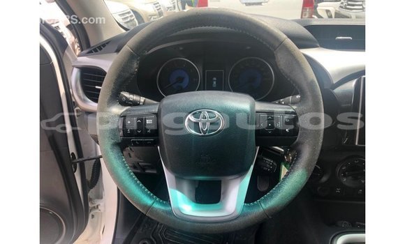 Buy Import Toyota Hilux White Car in Import - Dubai in Enga Buy Import Toyota Hilux White Car in Import - Dubai in Enga