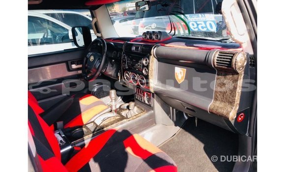 Buy Import Toyota FJ Cruiser Black Car in Import - Dubai in Enga Buy Import Toyota FJ Cruiser Black Car in Import - Dubai in Enga