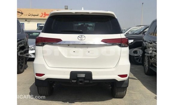Buy Import Toyota Fortuner White Car in Import - Dubai in Enga Buy Import Toyota Fortuner White Car in Import - Dubai in Enga