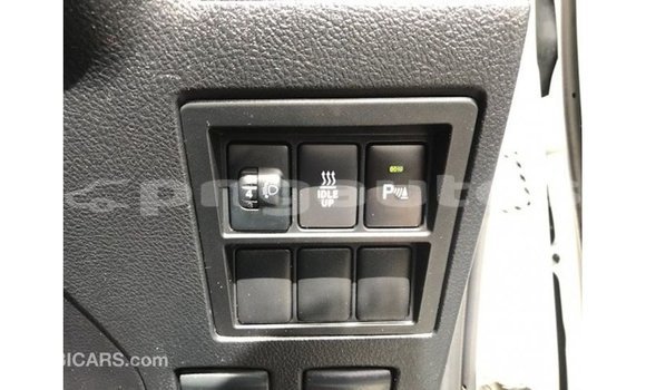 Buy Import Toyota Fortuner White Car in Import - Dubai in Enga Buy Import Toyota Fortuner White Car in Import - Dubai in Enga