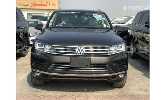 Buy Import Volkswagen Touareg Brown Car in Import - Dubai in Enga Buy Import Volkswagen Touareg Brown Car in Import - Dubai in Enga