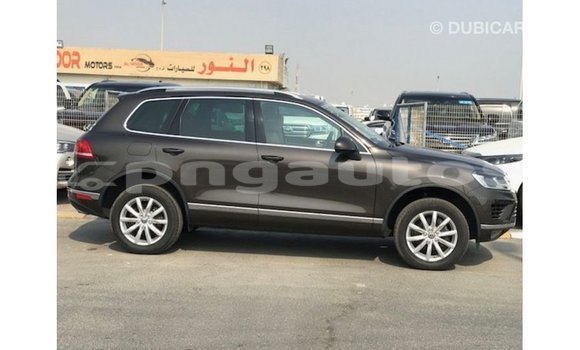 Buy Import Volkswagen Touareg Brown Car in Import - Dubai in Enga Buy Import Volkswagen Touareg Brown Car in Import - Dubai in Enga