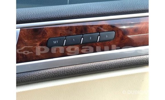 Buy Import Volkswagen Touareg Brown Car in Import - Dubai in Enga Buy Import Volkswagen Touareg Brown Car in Import - Dubai in Enga