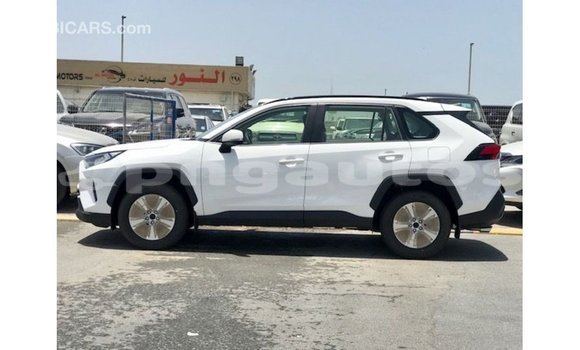 Buy Import Toyota 4Runner White Car in Import - Dubai in Enga Buy Import Toyota 4Runner White Car in Import - Dubai in Enga