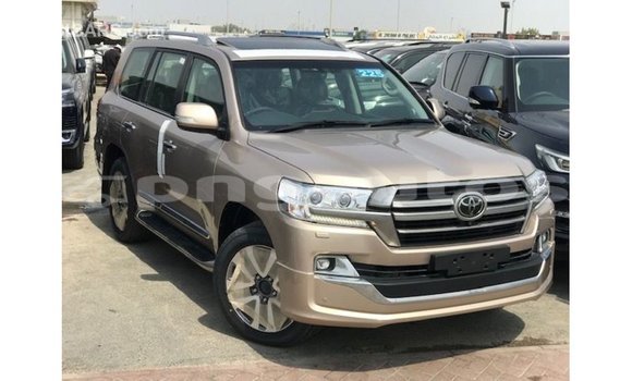 Buy Import Toyota Land Cruiser Other Car in Import - Dubai in Enga Buy Import Toyota Land Cruiser Other Car in Import - Dubai in Enga
