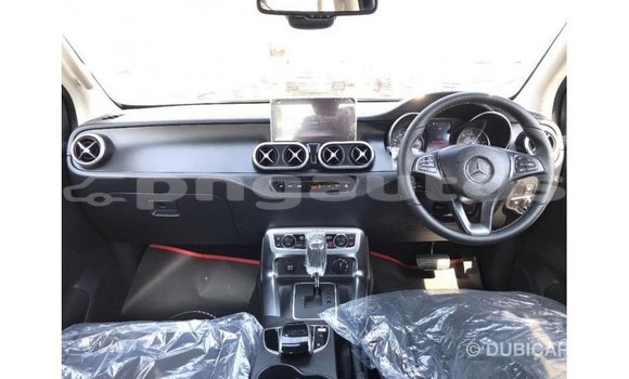 Buy Import Mercedes-Benz 250 Black Car in Import - Dubai in Enga Buy Import Mercedes-Benz 250 Black Car in Import - Dubai in Enga