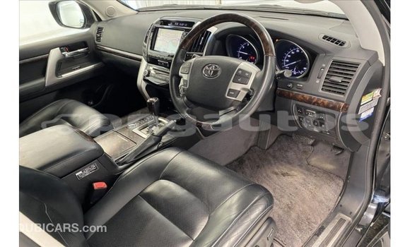Buy Import Toyota Land Cruiser Black Car in Import - Dubai in Enga Buy Import Toyota Land Cruiser Black Car in Import - Dubai in Enga