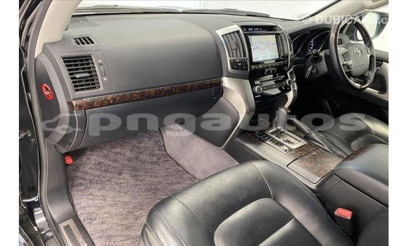 Buy Import Toyota Land Cruiser Black Car in Import - Dubai in Enga Buy Import Toyota Land Cruiser Black Car in Import - Dubai in Enga