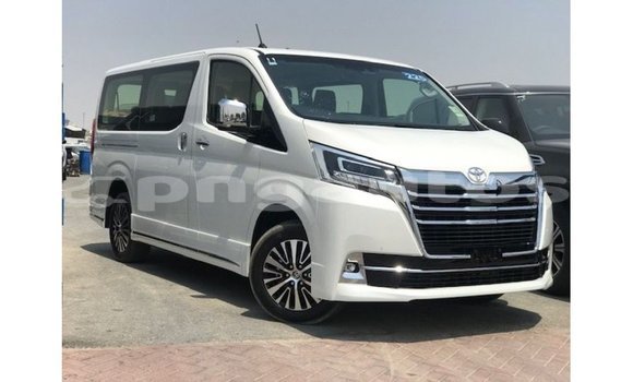 Buy Import Toyota Granvia White Car in Import - Dubai in Enga Buy Import Toyota Granvia White Car in Import - Dubai in Enga