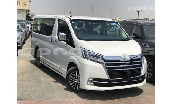 Buy Import Toyota Granvia White Car in Import - Dubai in Enga Buy Import Toyota Granvia White Car in Import - Dubai in Enga